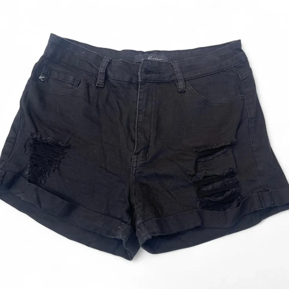 Black‎ distressed shorts